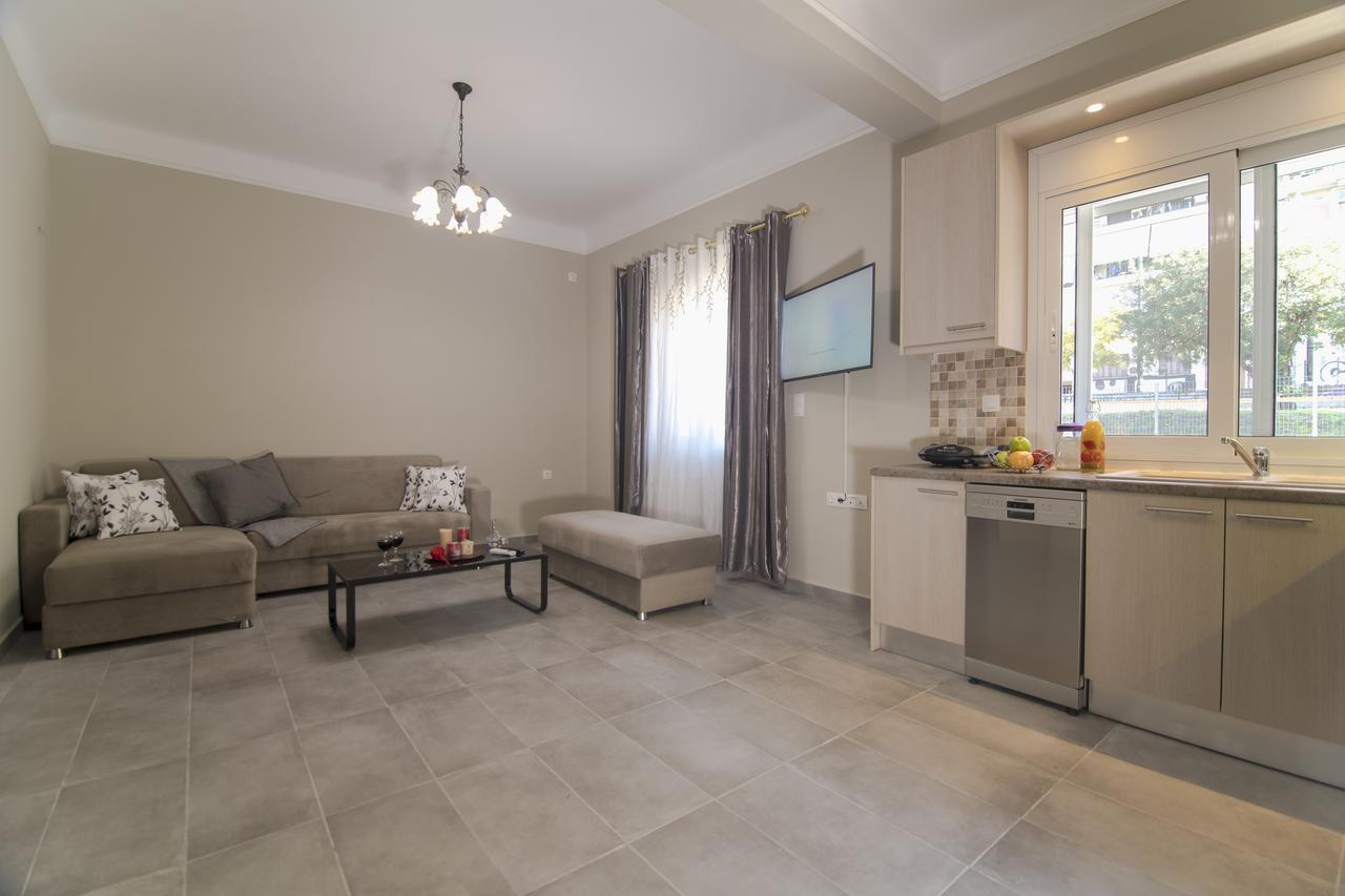 Downtown Rare And Modern Two Storey Building Athens Ngoại thất bức ảnh
